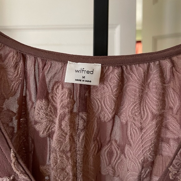 Wilfred Long Sleeves Blouse, size M - Picture 4 of 4